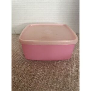Vintage Tupperware‎ #311-53  Square  Container Lid Pastel Pink Holds 16 Oz